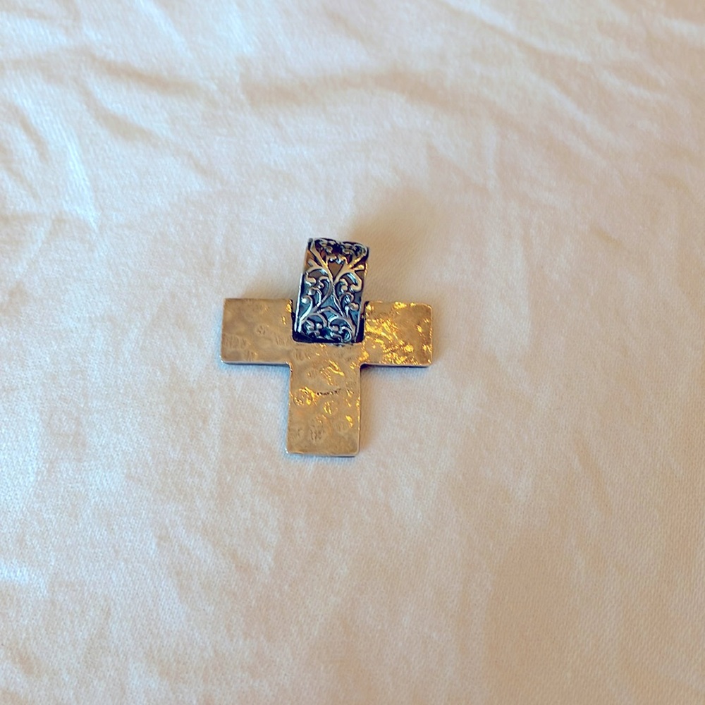 Silpada Cross pendant. .925 silver